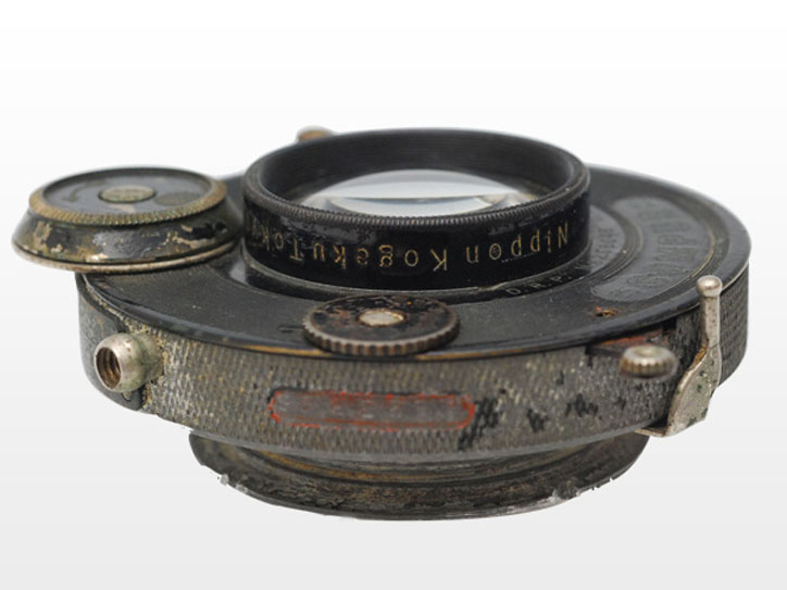 Side of 12 cm f/4.5 Anytar lens, with inscription "Nippon Kogaku Tokyo"